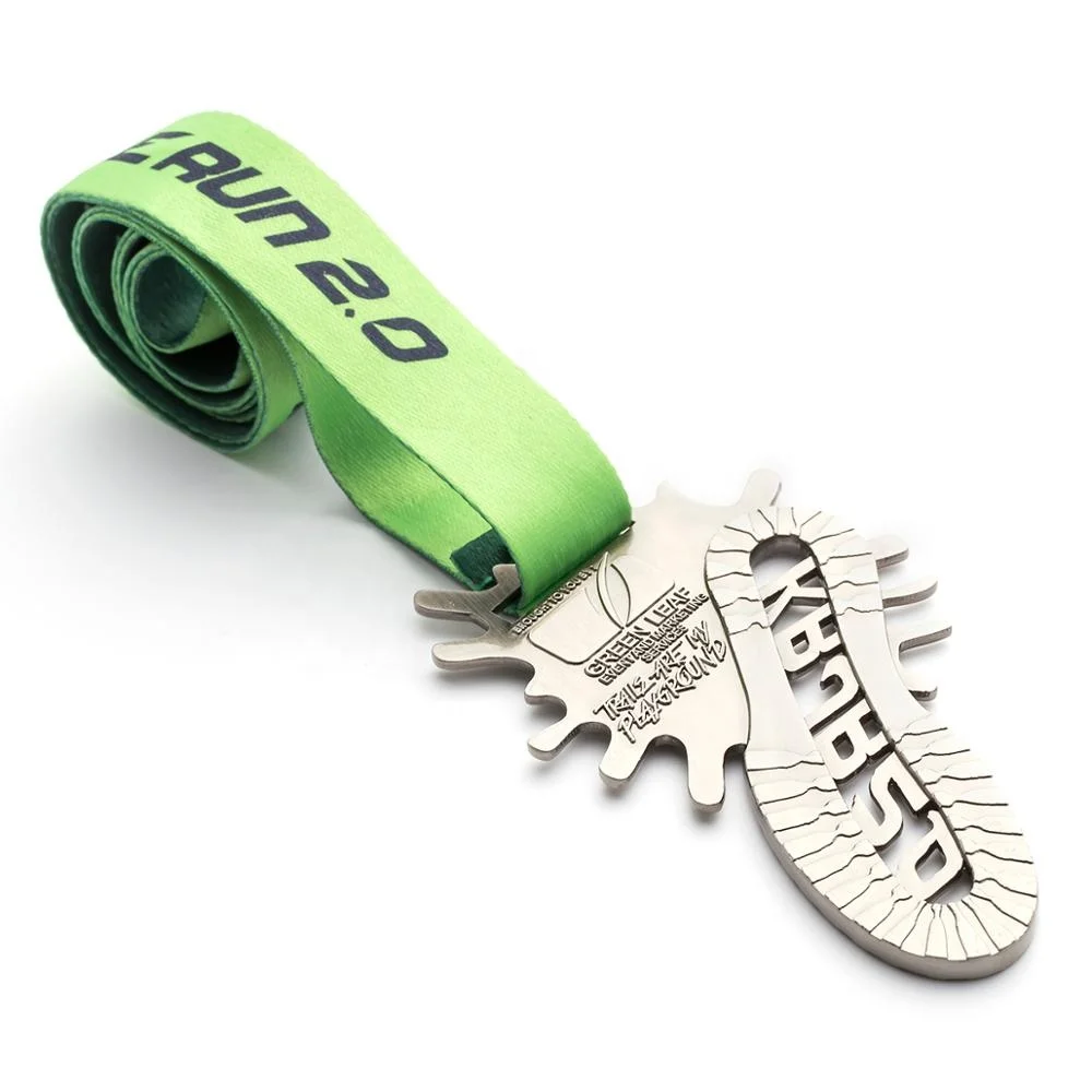 Wholesale cheap custom badminton chess dance race zinc alloy football 3d soccer medal