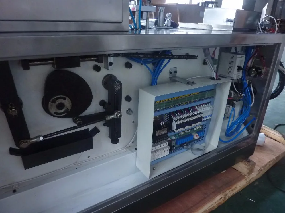 Китай производители пластмассовых изделий высокая скорость Джем блистерная упаковочная машина для продажи