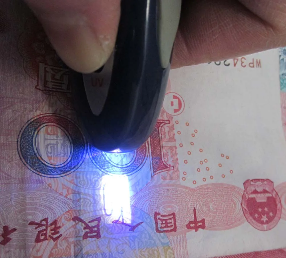  Портативный мини брелок Определитель фальшивости денег ультрафиолетовым излучением детектор валюты