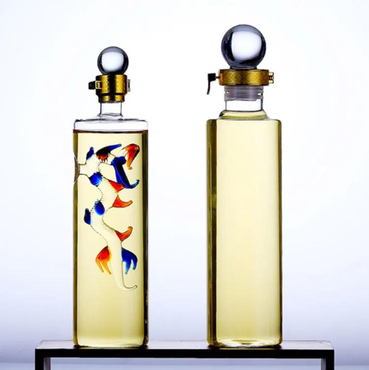 AIHPO06 Manufacture China Unique Decorated Dragon Shaped 750ML Handicraft Blown Glass Liquor Wine Bottles