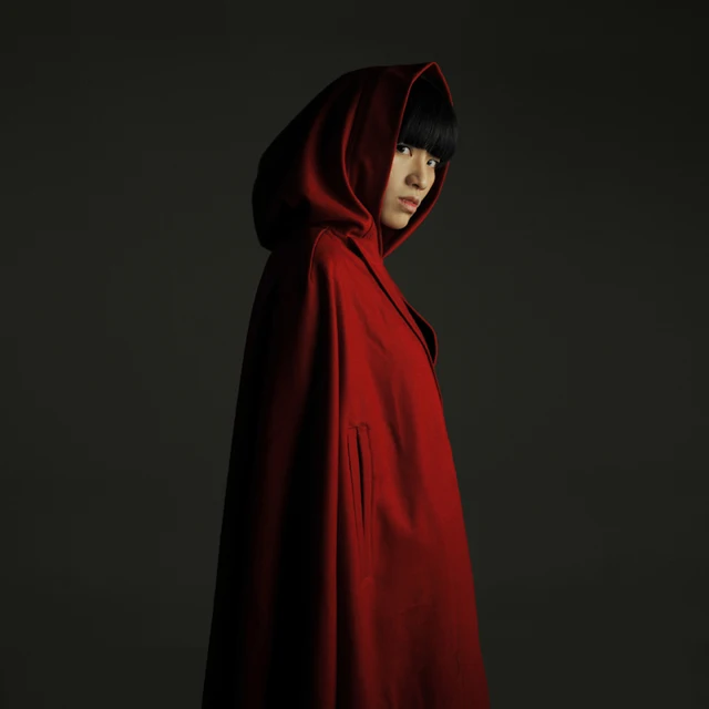 Nuevo diseño caperucita roja retro vintage capa de lana