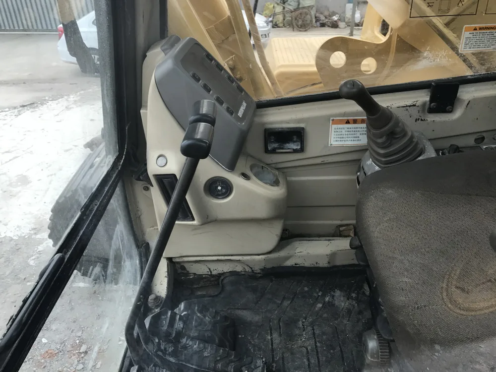 Экскаватор Great CAT 330BL с двигателем CAT 3306;