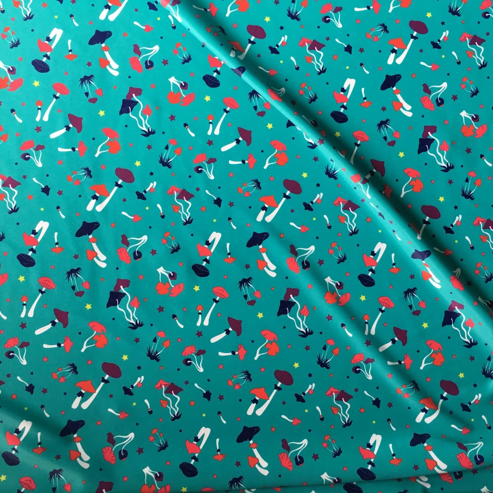 
NO MOQ custom make swimwear fabric,polyester spandex digital print swim fabric 