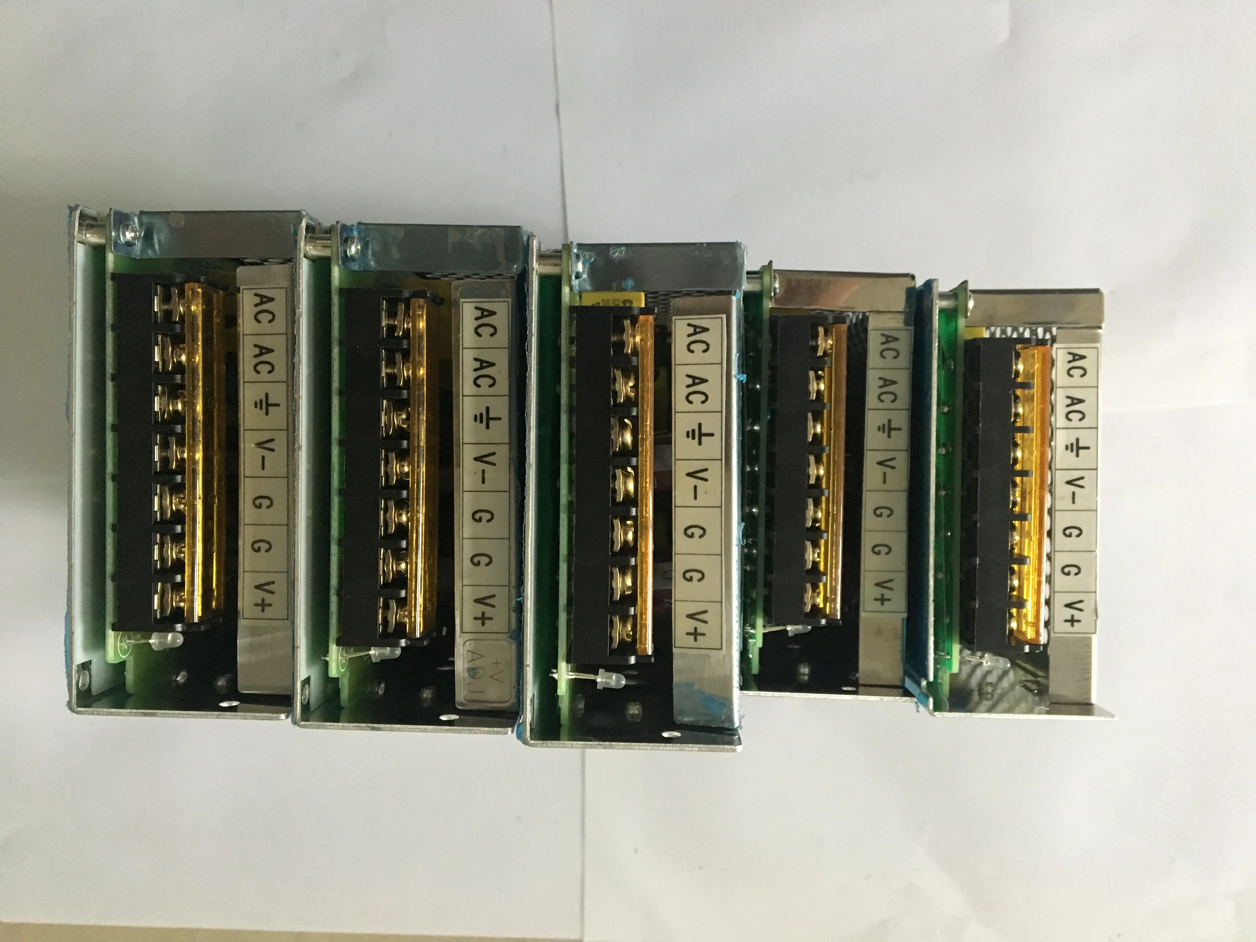 
Factory price High Voltage 600V Dual output Switching power supply 