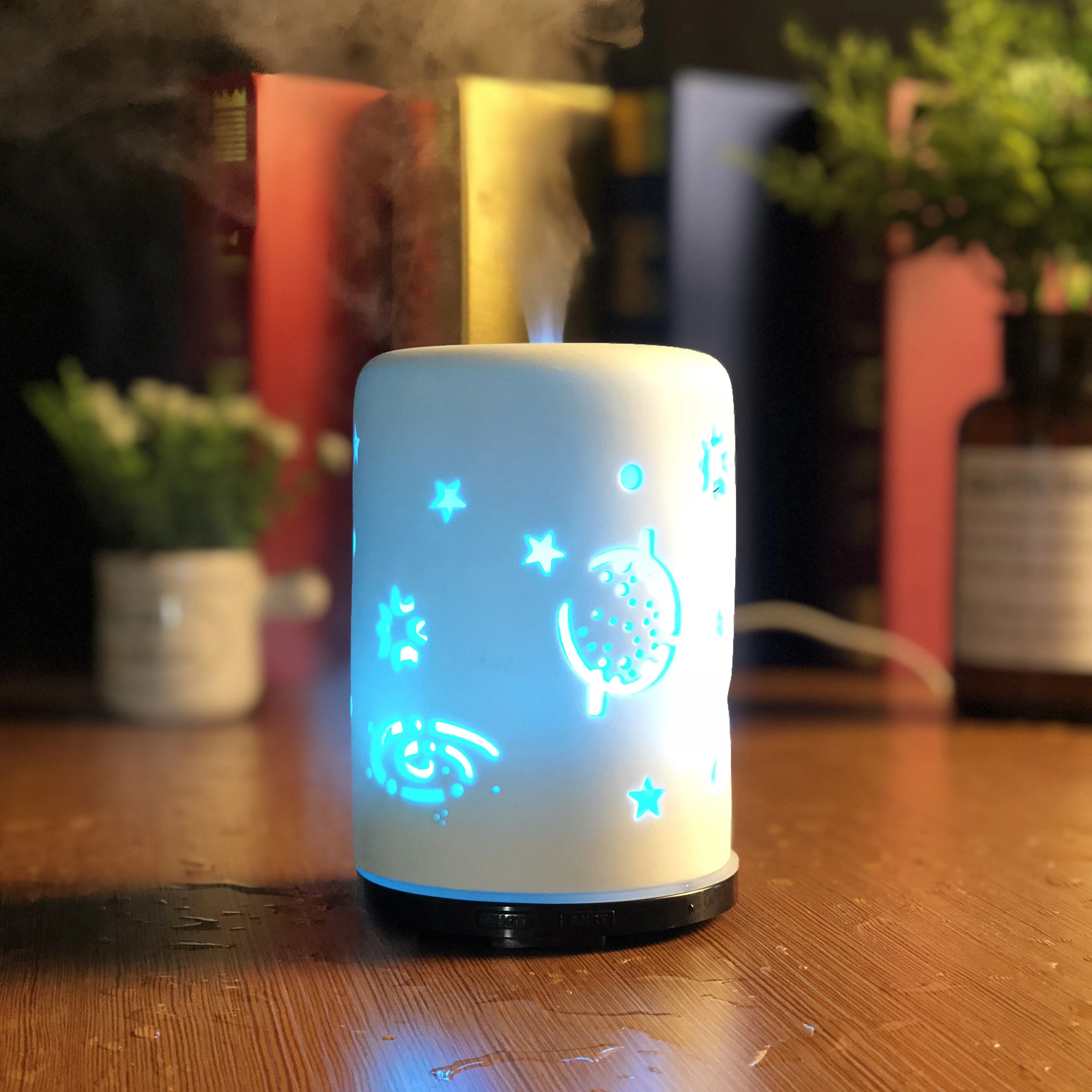 New design elegant 120ml easy home ceramic diffuser humidifier essential oil aroma diffuser