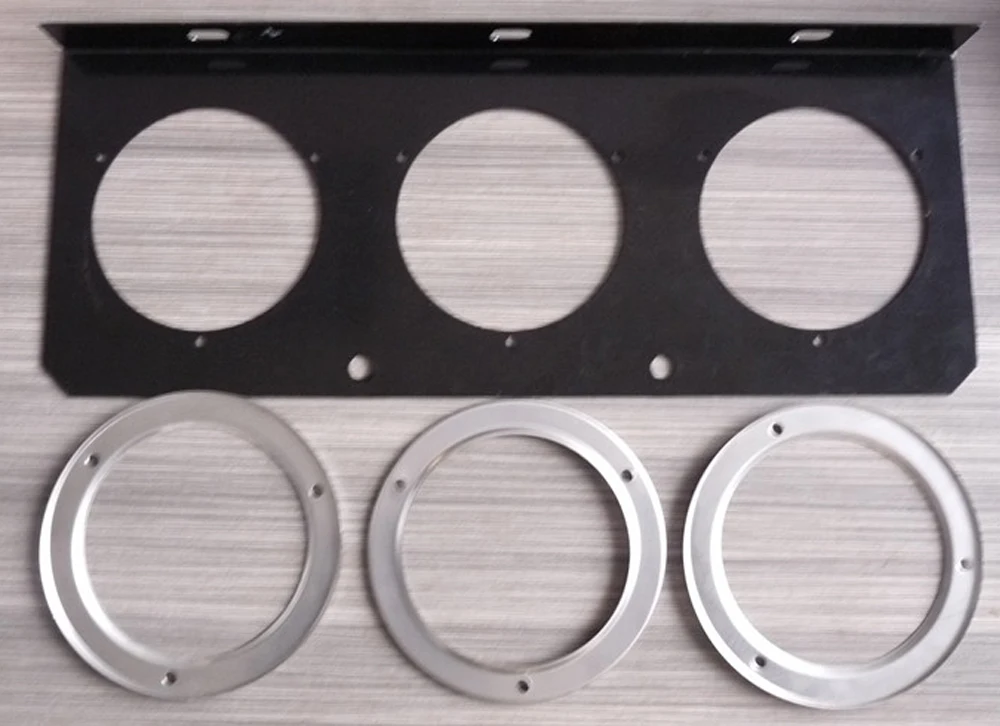 12V 4 Inch Round 30 Piranha LED Stop Turn Tail Combination Lights With 3 Hole Iron Base for Truck Trailer Van Lorry