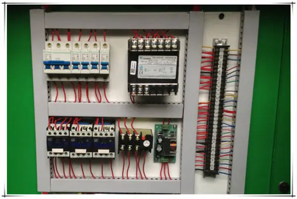 Electric motor fuel pump energy meter calibration test bench