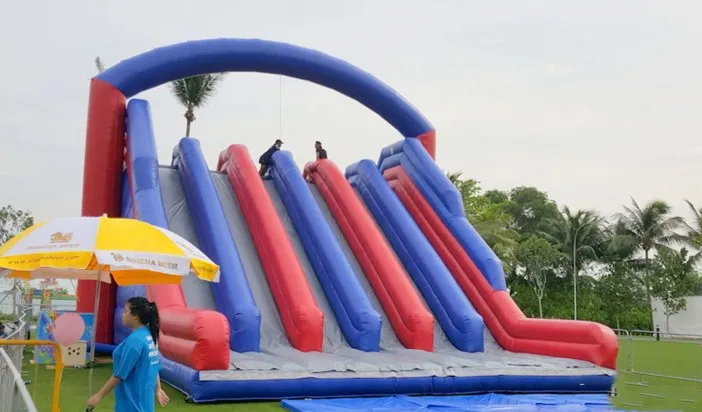 Extreme Inflatable Obstacle Challenge Course Obstacle Course With Six Slide