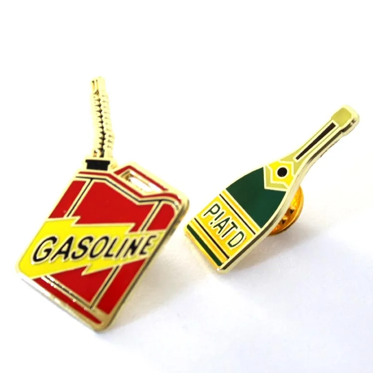 Enamel Pin Manufacture Custom Made Metal Soft Enamel Pin Christmas Gift Lipstick Trading Hard Lapel Pin