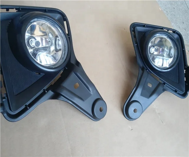Hotselling Auto Parts Accessories For Toyota Hiace 2012 ON Car Fog Light