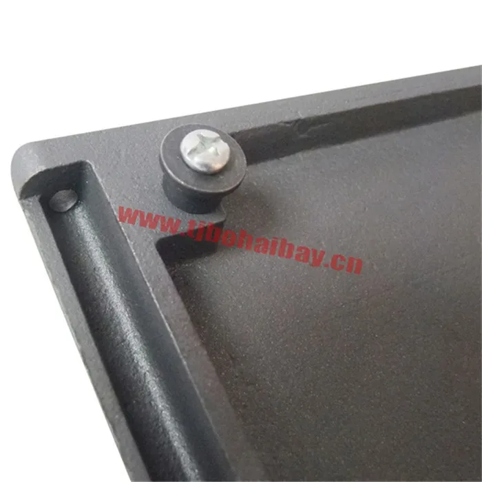 
Attractive designs long-life fireplace cast iron stove door 