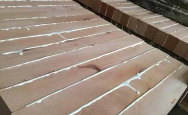 Water-based acrylic two-component puzzle glue/adhesive for pine wood glulam/solid wood furniture