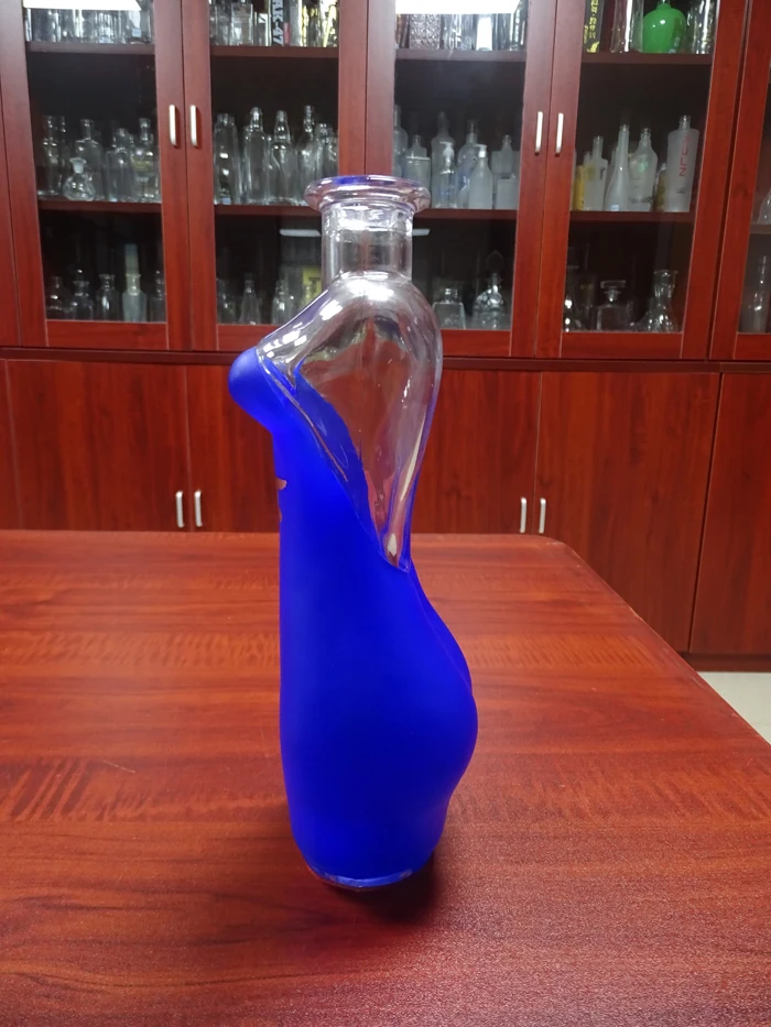 cork finishing colored female body shaped bottle tequila glass bottle 75cl