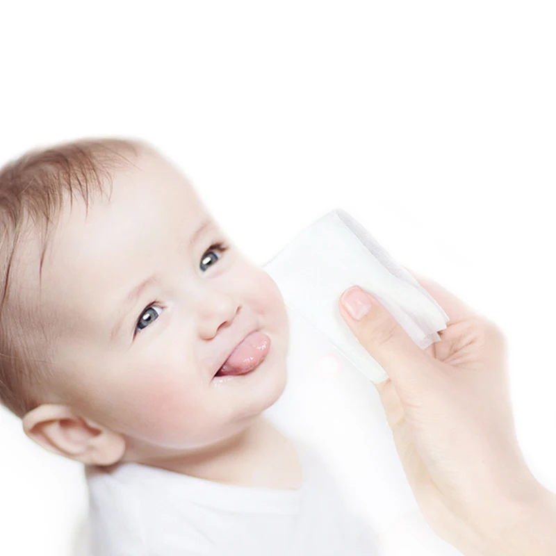 Free Sample Portable wipes 20 Pieces Suitable for infants and toddlers hot sell wet wipes 20pcs/pack