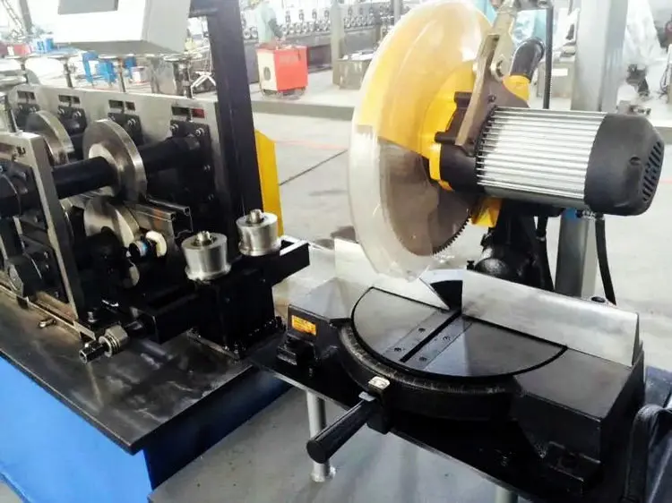 Роликовая Направляющая для раздвижных дверей роликовая двери гибочная машина