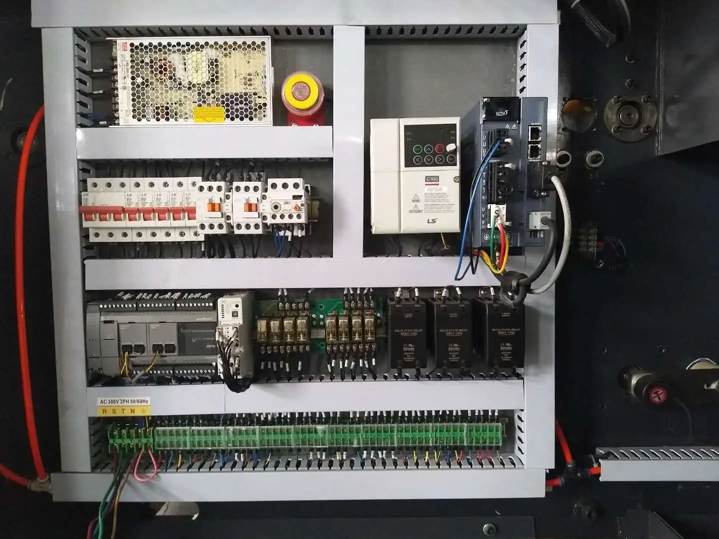 Dakiou HBJ-D300 Automatic High-speed Quality-assured Takeaway Box Forming Machine