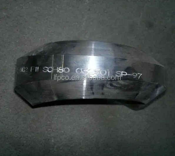 
 Приварная бобышка из стали A182F11, 12 