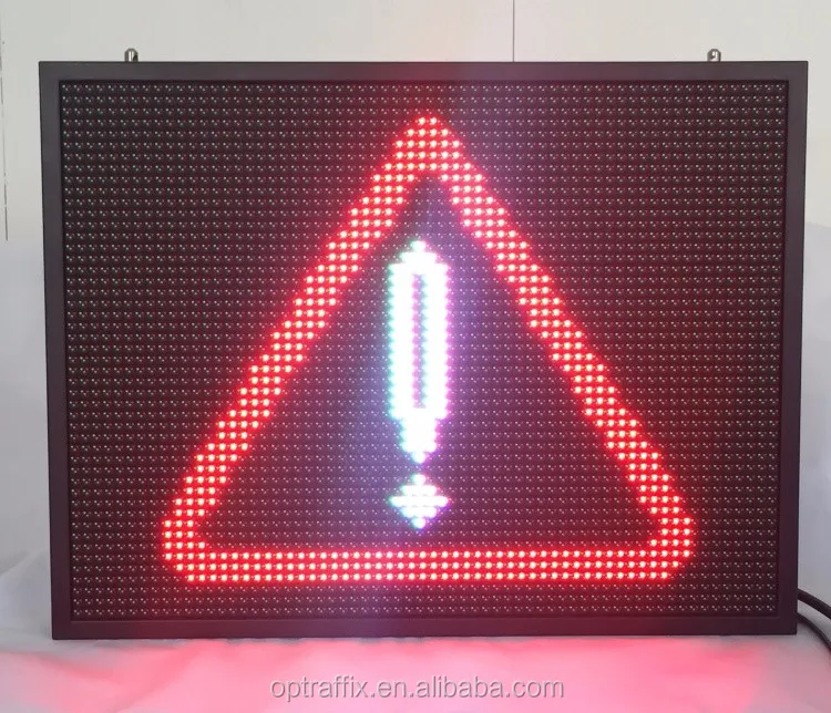 EN12966 P20 P16 P10 P8 RGB Traffic Control Full Matrix Signs Portable Car Truck Mounted LED Traffic Variable Message Signs