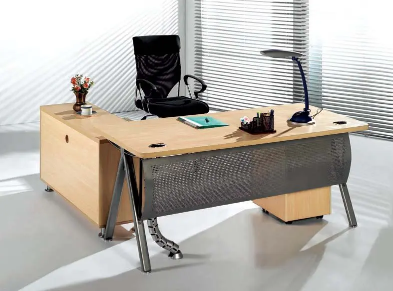 продуманный дизайн стальная рама офисный стол gm-01