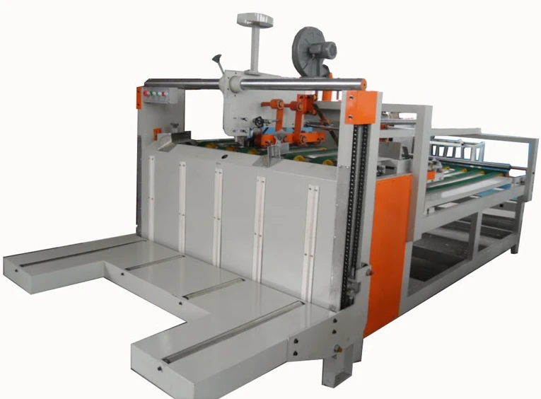 Полуавтоматическая коробка склеивающей машины