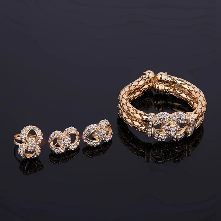 Fashion Wholesale Jodha Akbar Pakistani Artificial Bridal Turkish Wedding Dubai Gold Plated Indian 4 Piece Jewelry Sets For Wome