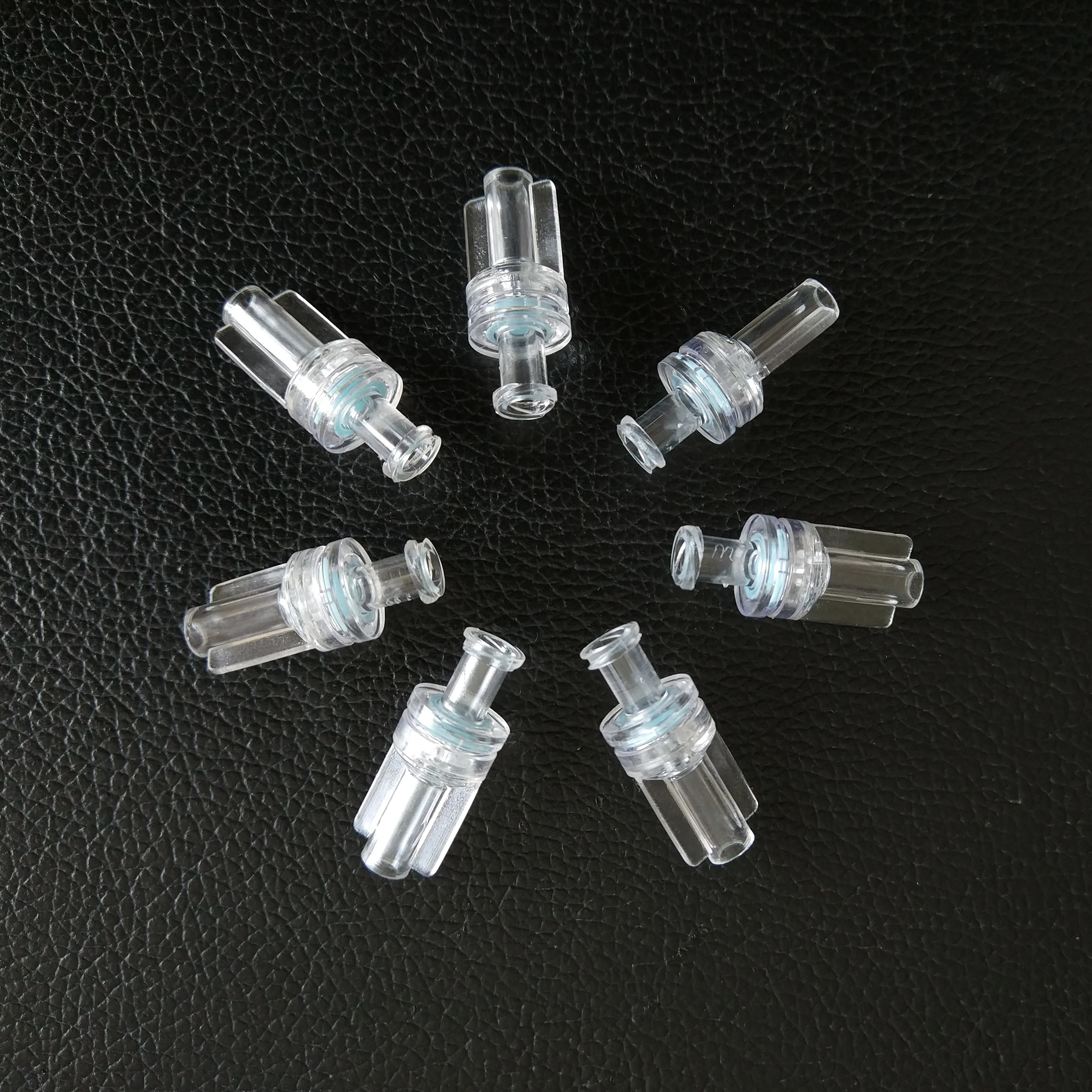 Medic Y Site Connector for Medical Device