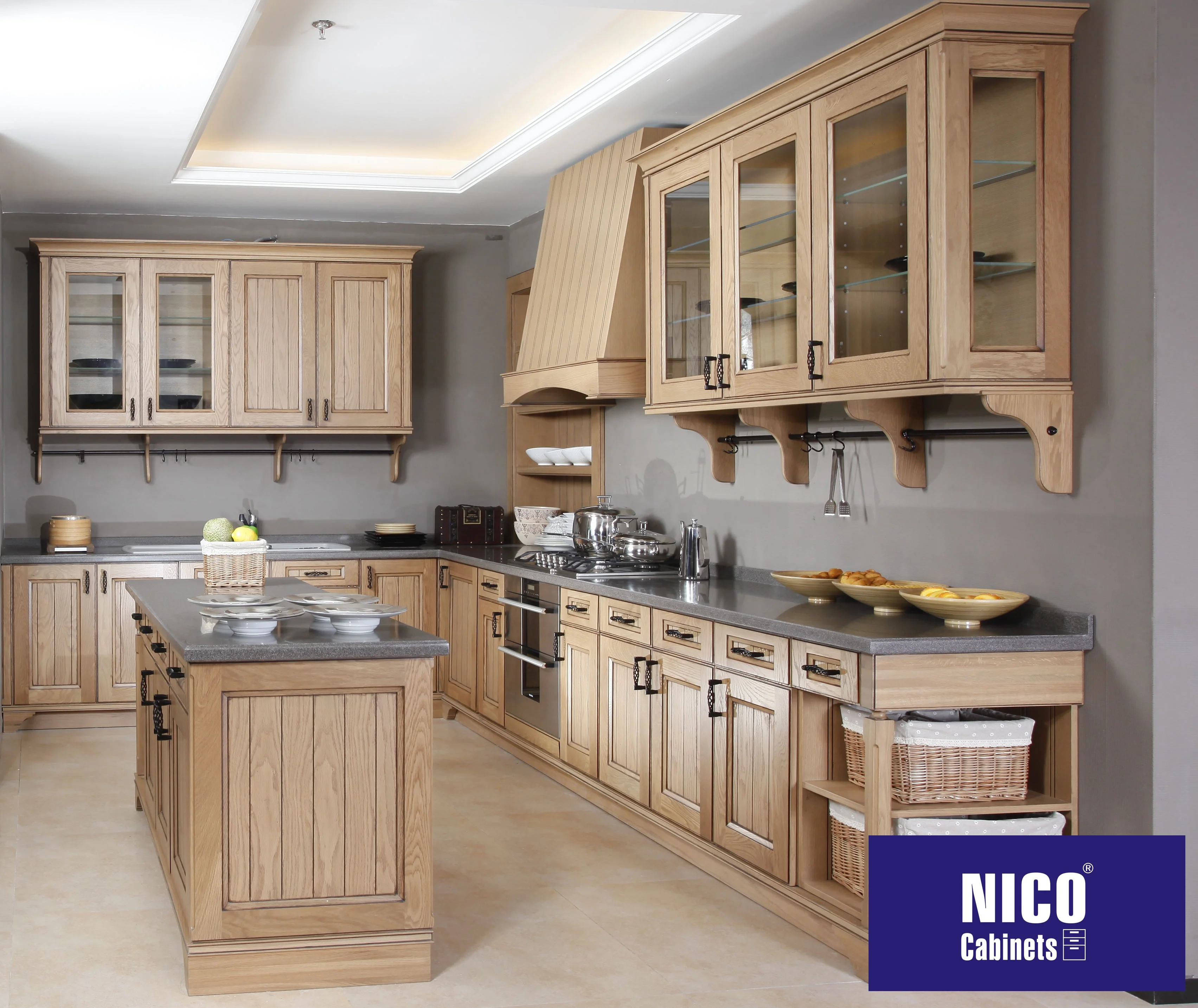 NICOCABINET Custom  E1 European Standard Classic European Solid Oak Wood Kitchen Cabinets