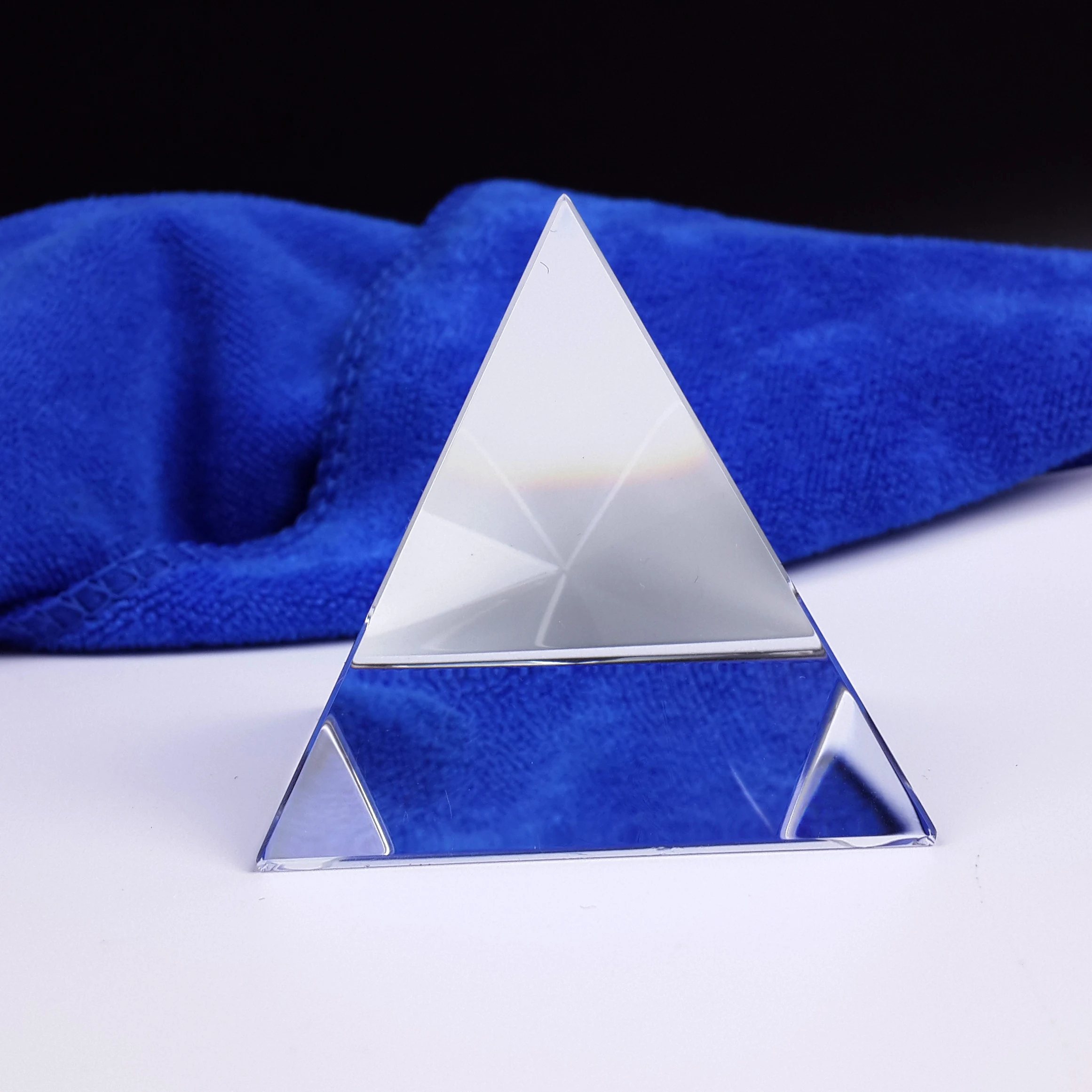 2.3inch Healing Stone Crystal Blank Pyramid Clear Carved Obsidian Pyramid