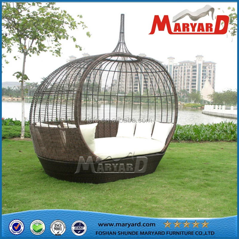 Wicker Daybed Outdoor Awning Daybed for swimming pool