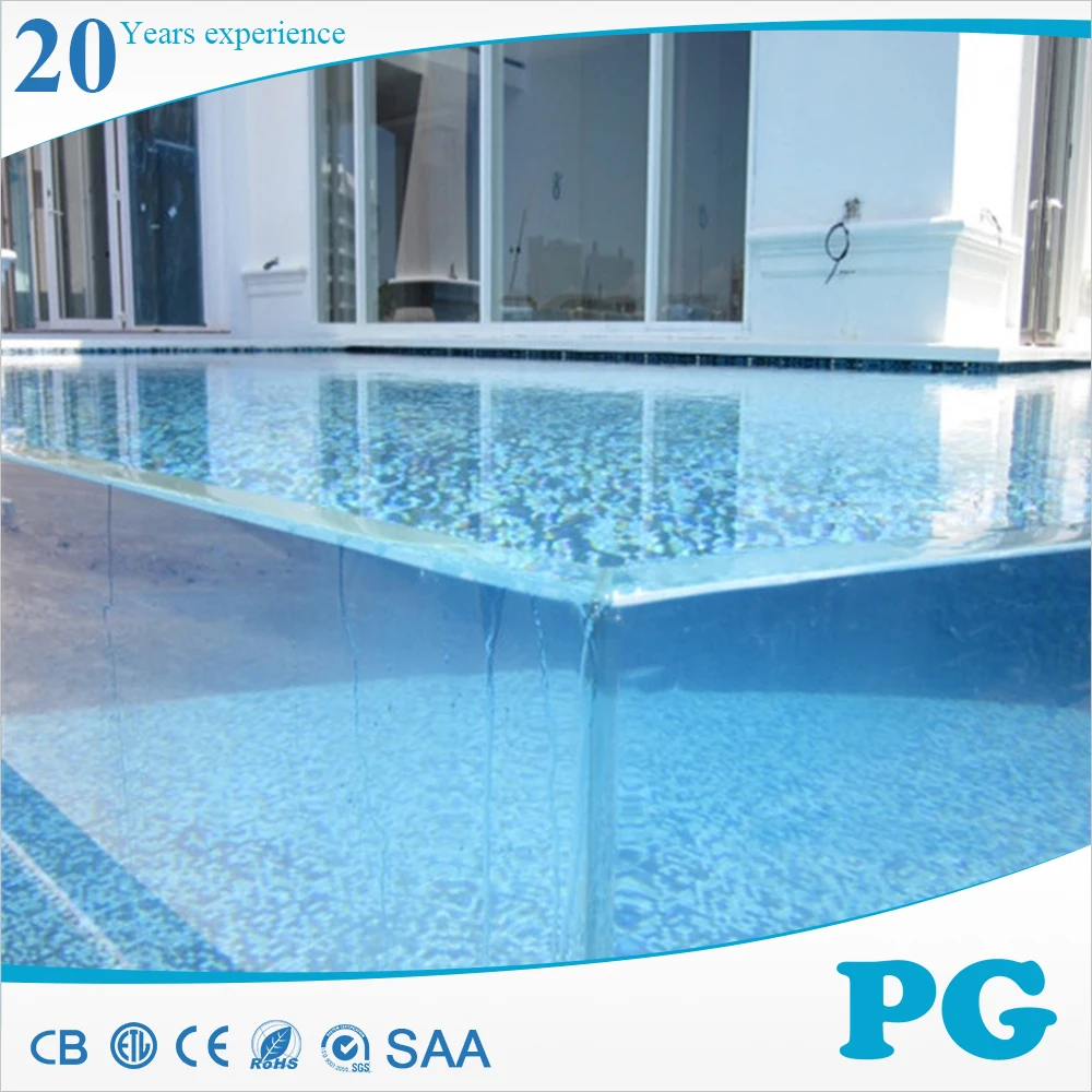 Необычный прозрачный акриловый бассейн PG от производителя Pisinas Picinas