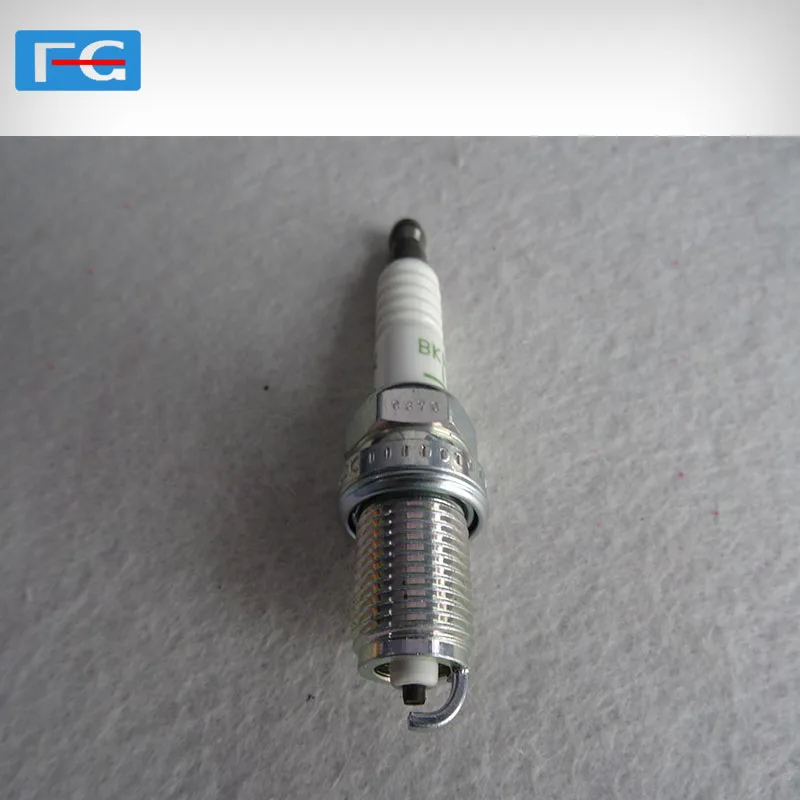 Auto spare parts Wholesale spark plugs BKR5E-11 Spark plug  Low Price Long Service Life