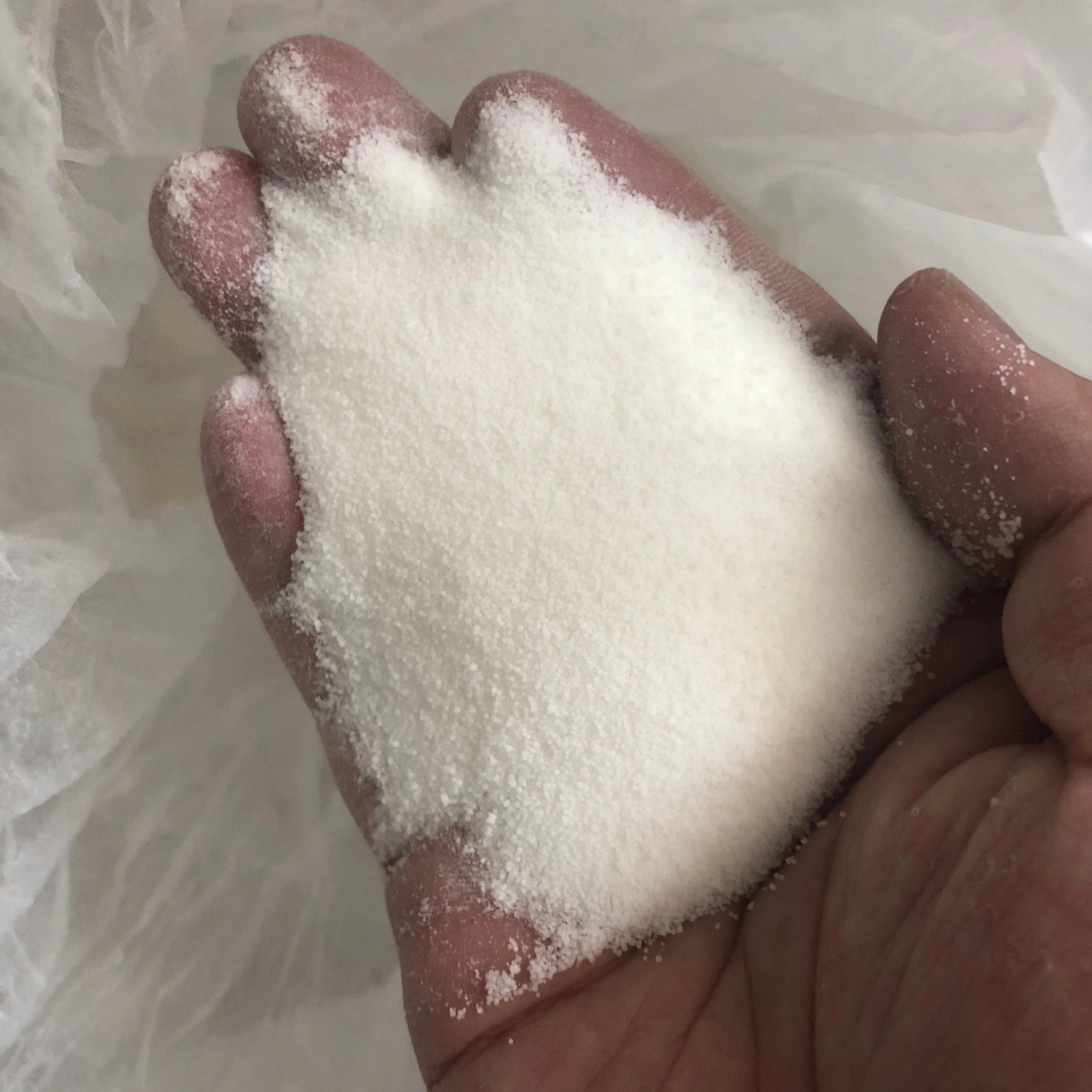 ethylene bis stearamid. lubricant . plastic wood materials.  dispersant.  diffusion agent for color matching