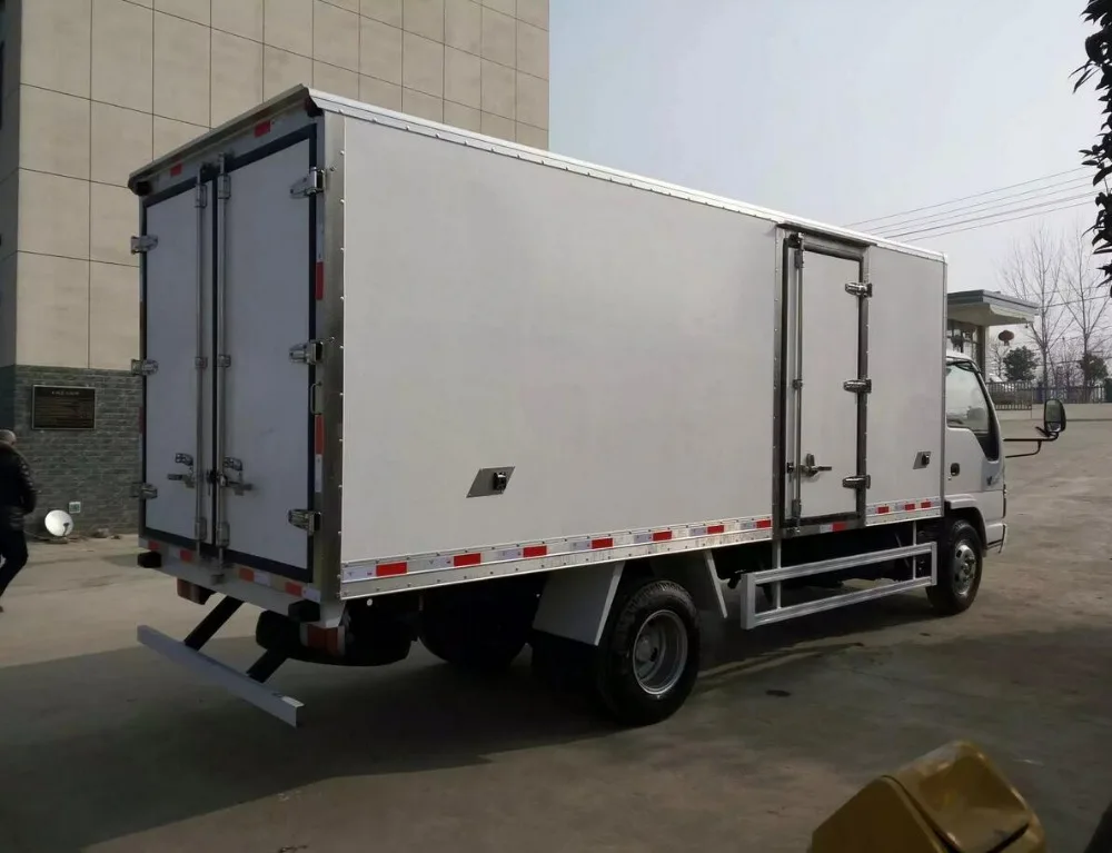Japan brand 600p new 3t/4t/5t ice cream transportation freezer refrigerated box truck small reefer truck for sale