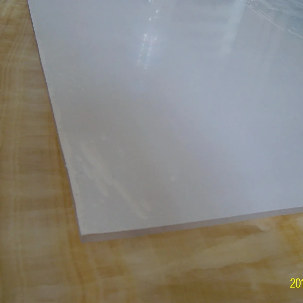 Прозрачный плафон китайского производства, сертифицированный SGS (по индивидуальному заказу)