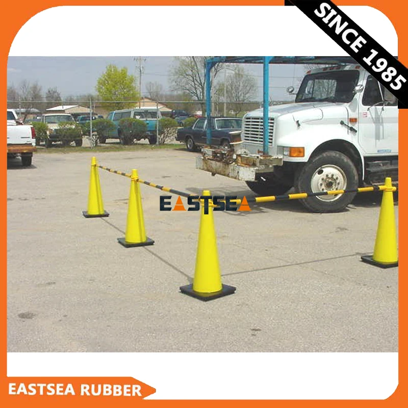 Black Base 450mm Height Flexible PVC Traffic Parking Cone Yellow