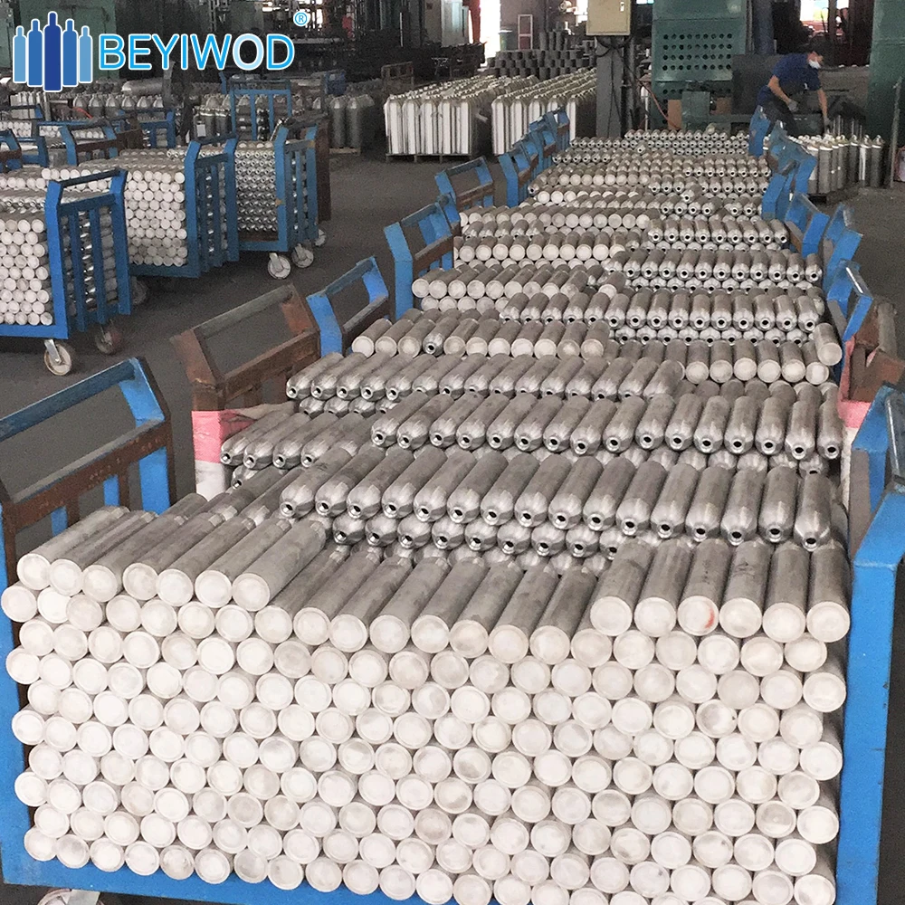 Door to door price 0.6L small co2 gas cylinder co2 bottle aluminum soda cylinder for German market