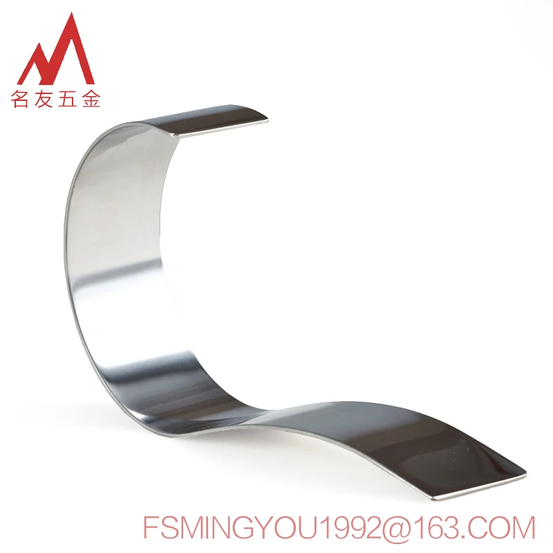 Simple S style stainless steel gloss finish leather belt display stand for retail