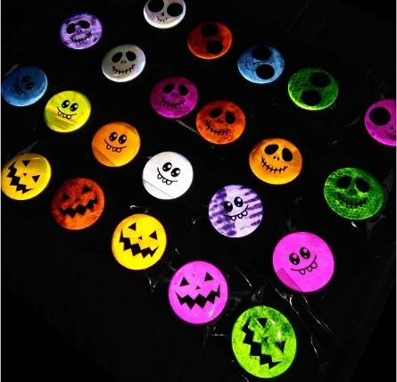 high quality smiley face cartoon pendant key chain ring gifts custom reflective soft PVC hanger for child school bag safety