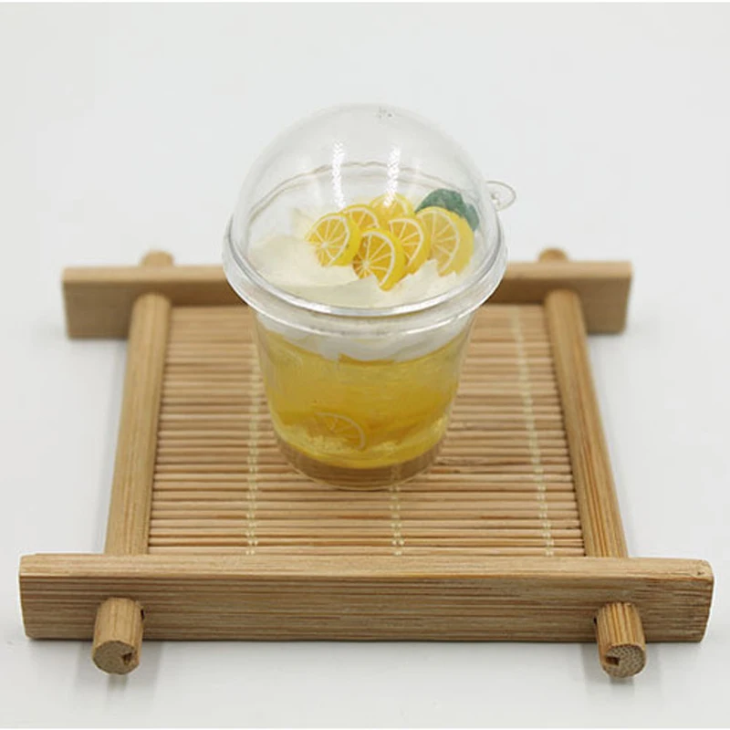 Plastic mini diy empty keychain snow acrylic cup keychain cup