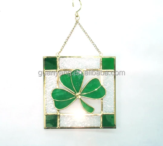 Metal Frame Irish Shamrock Suncatcher Wall Art Hanging Wholesale Custom Stained Glass Home Decoration Folk Art Craft Customized