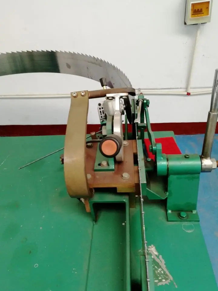 Custom-made Stellite Alloy Manual Welding And Grinding Machine