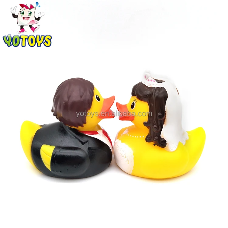 Party Wedding Gift Rubber Ducks Bride & Groom Mr and Mrs Duck Gift Set