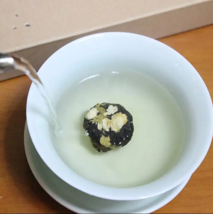 Wholesale Dragon Pearl Handmade 100% Natural Jasmine Black Tea Ball