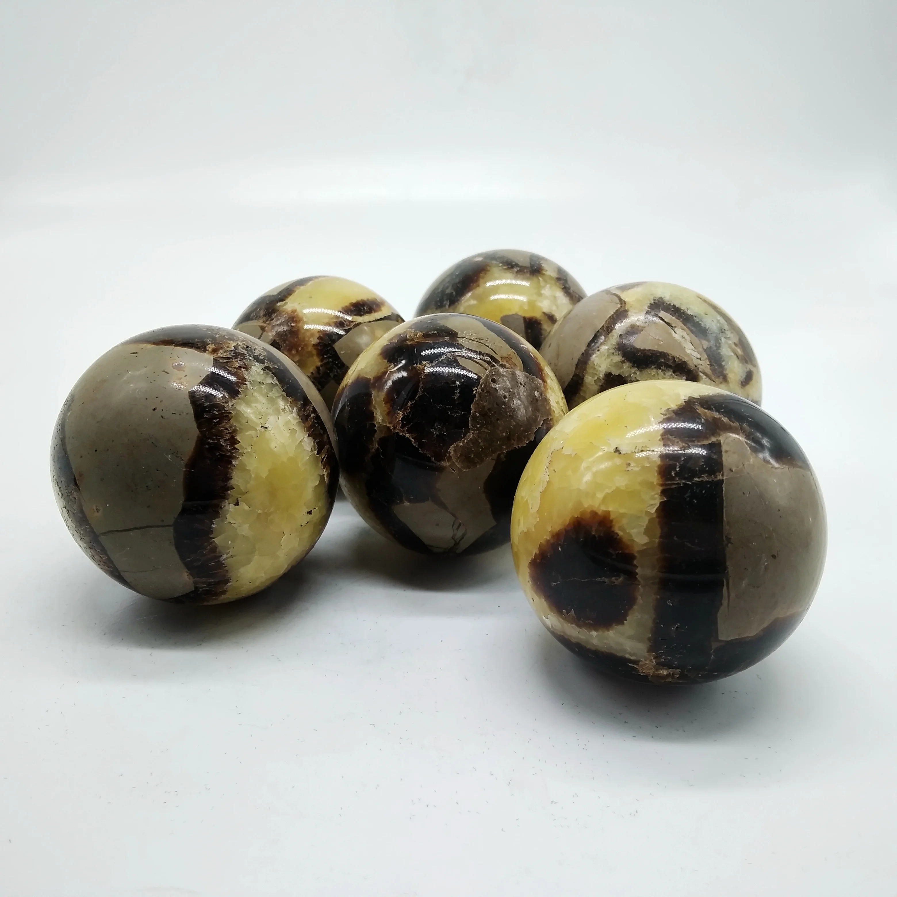 High Quality  The nature crystal Septarian Ball Dragon Stone Spheres Polished Turtle Stone Balls For Sale