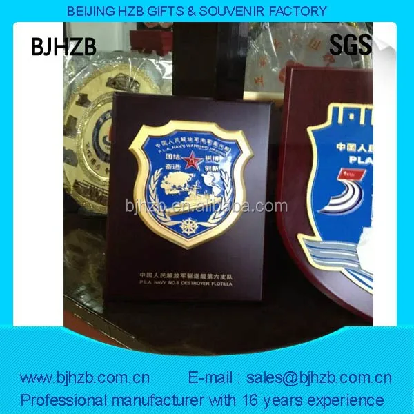 
Custom wall plaques Good sale Wooden award with metal star awards trophy 