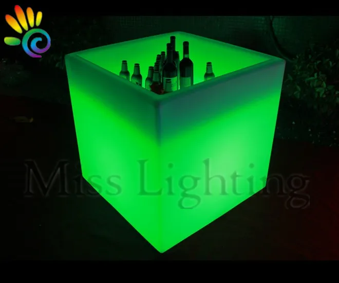 Promotion Cheap Plastic RGB colorful led luminous moet chandon Ice cube Bucket for Beer