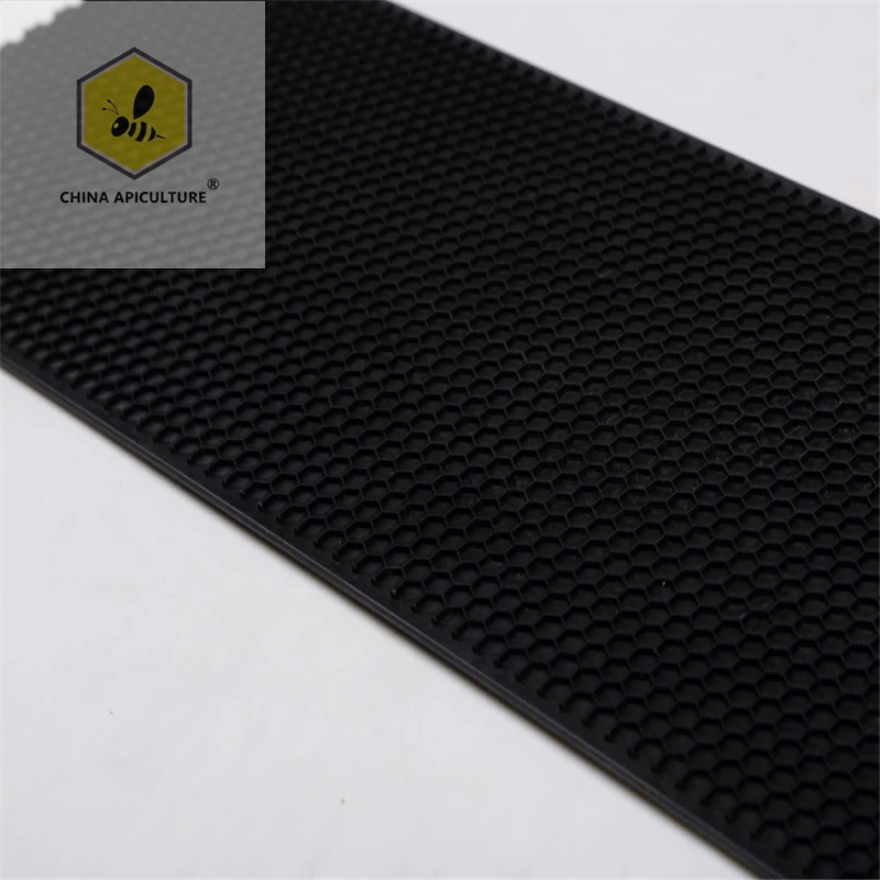 Beekeeping Tools Apiary Beekeeping Foundation Black Yellow Plastic Sheets Wax Coated