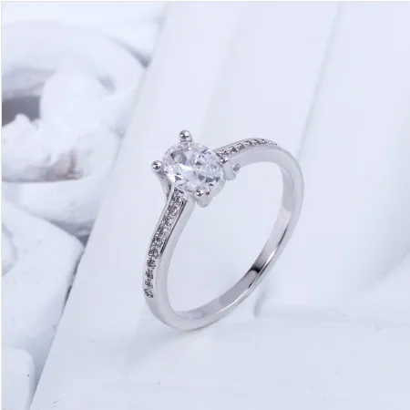 Copper Jewelry Oval Four Claws Simulated Diamond Drill Bit Engagement Crown Plated White Gold Ring