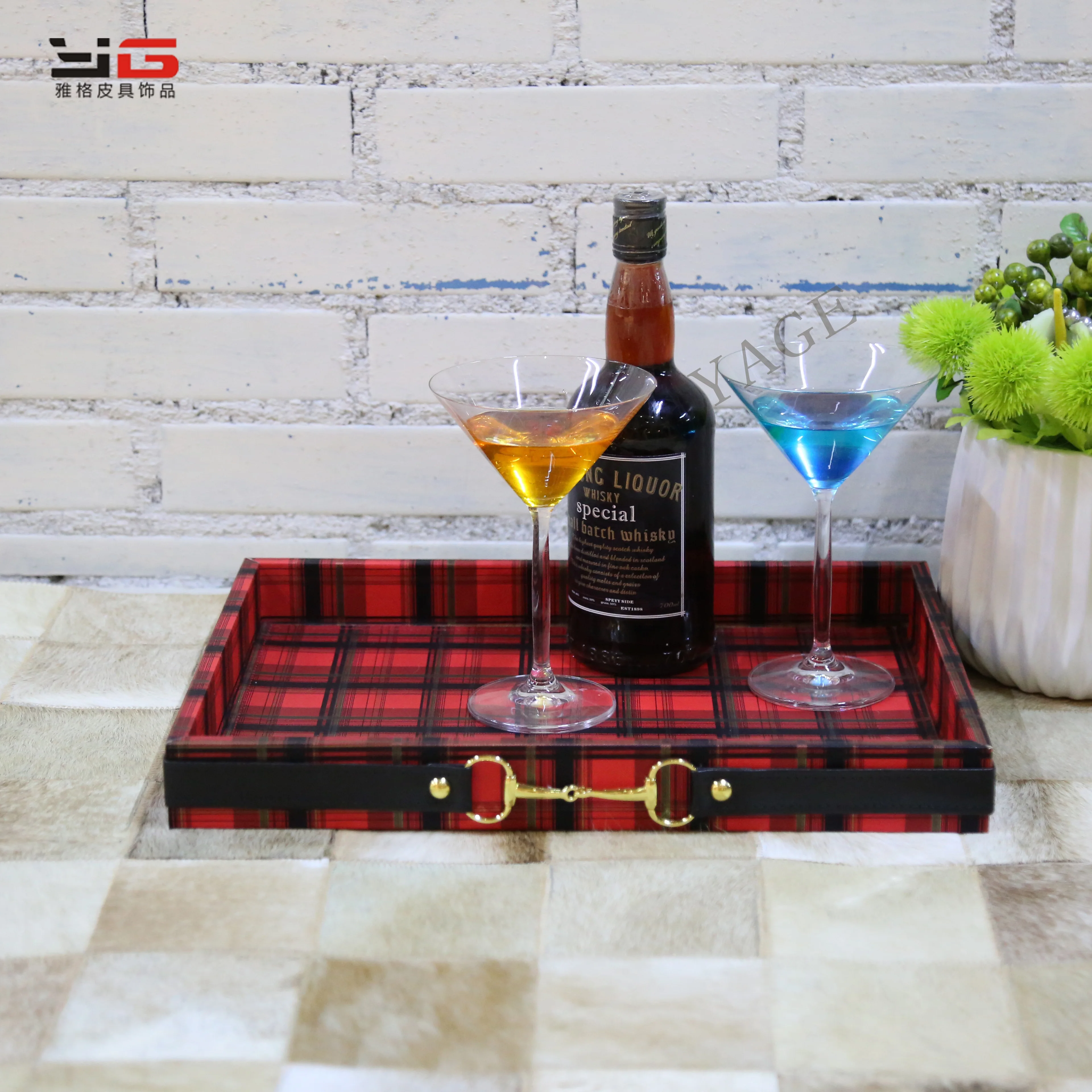 
Red plaid and dark brownleather buckle tray 