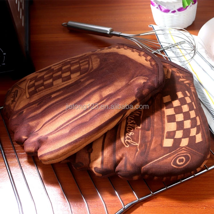 Gift For Sports Fan BRAND NEW With Tags Baseball Glove Oven Mitt